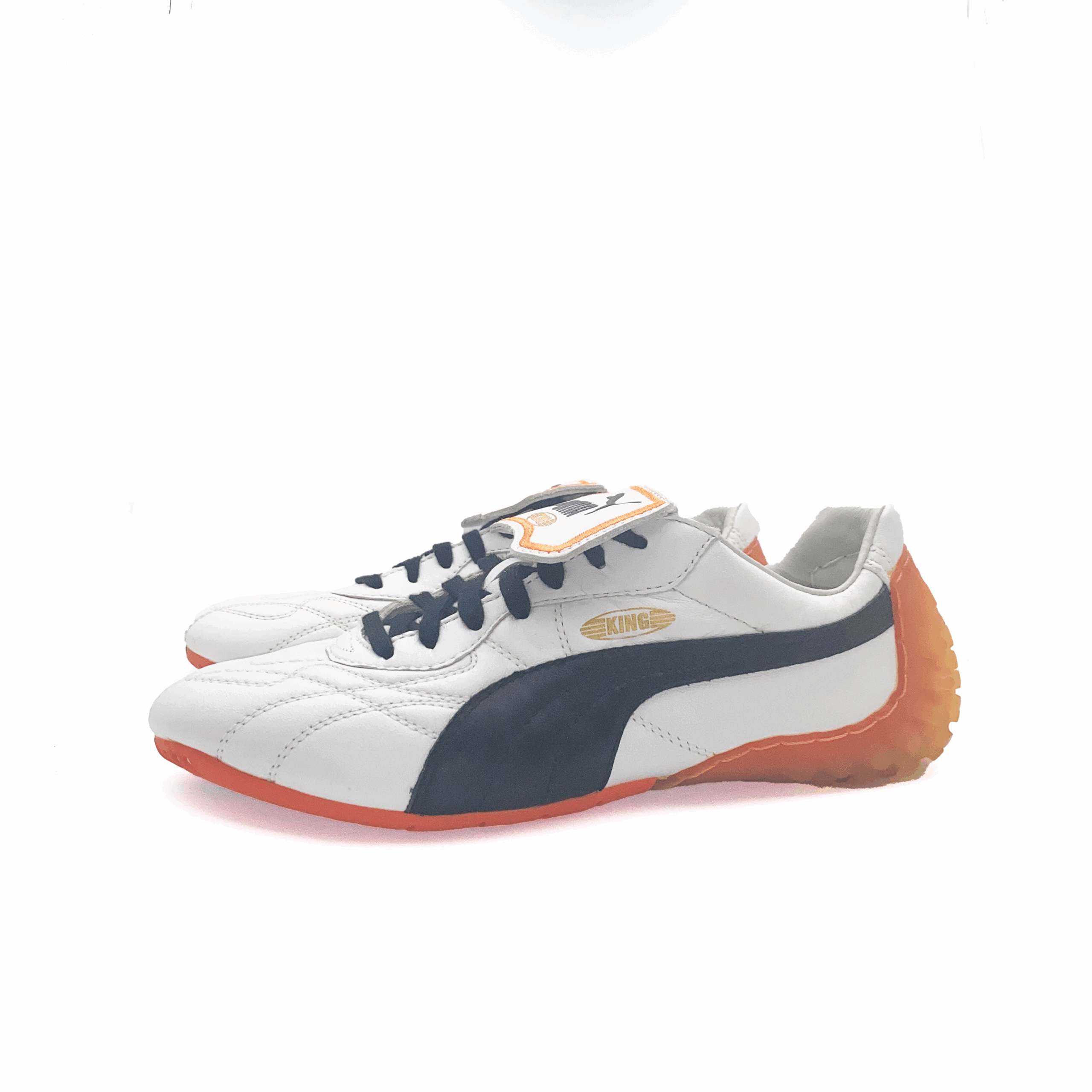 Tweedehands Puma King LS wit met zwarte streep maat 40