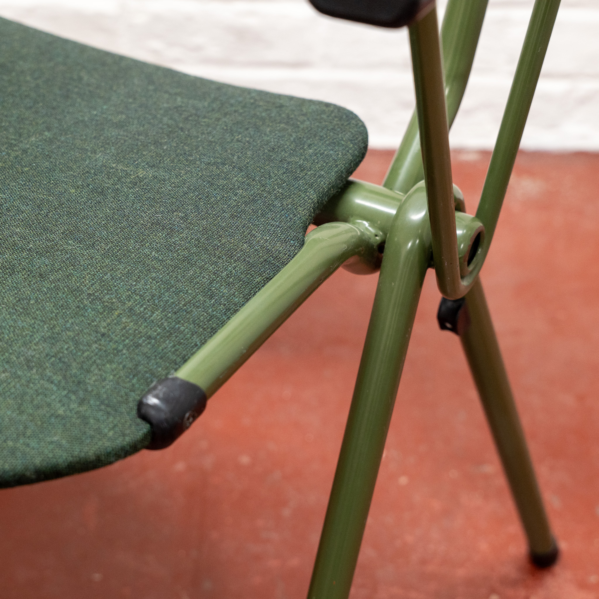 Car Katwijk vintage stoel met nieuwe bekleding