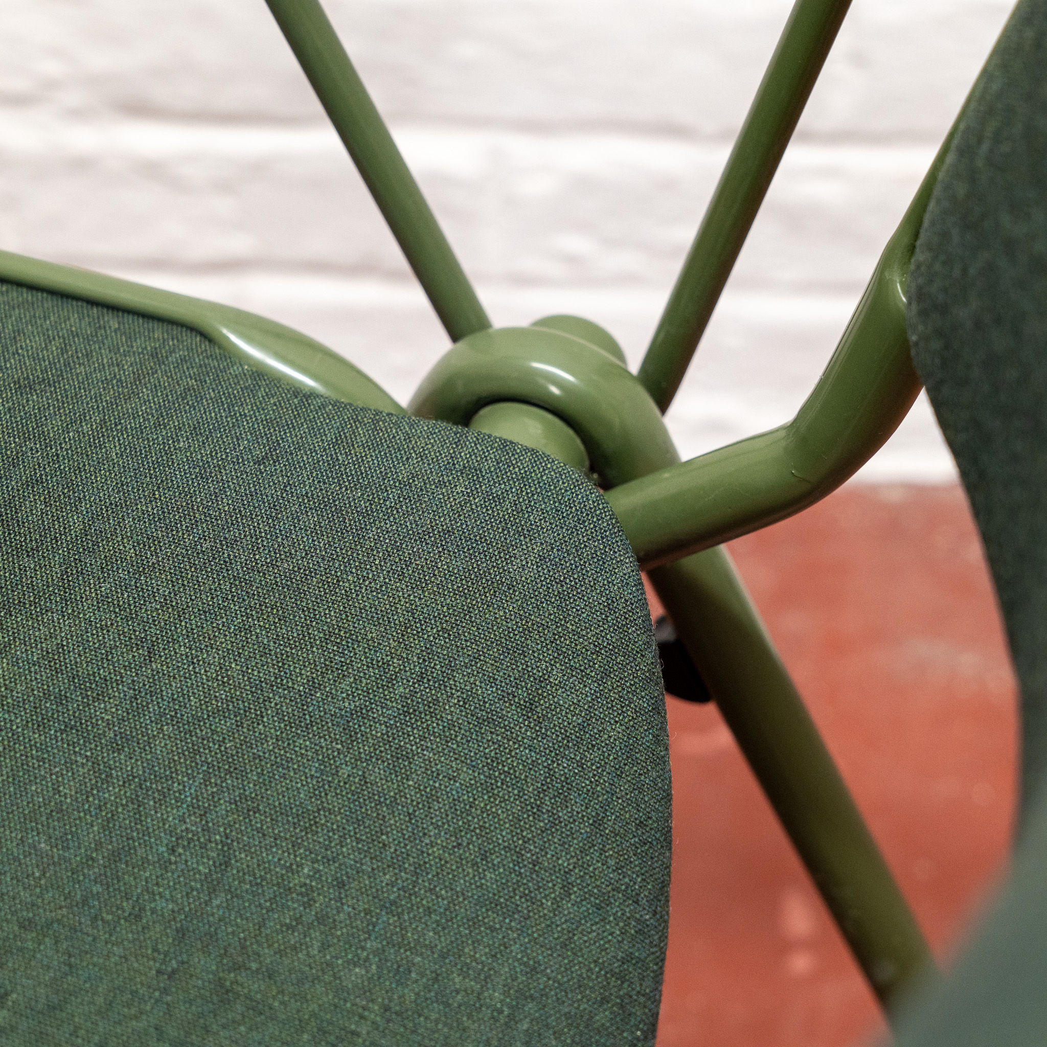 Car Katwijk vintage stoel met nieuwe bekleding