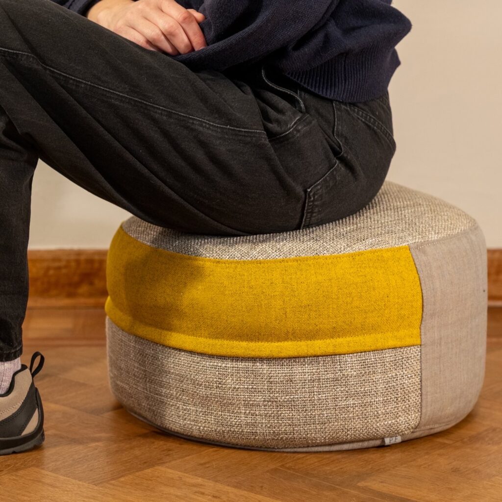 PF Ronde poef van luxe reststoffen